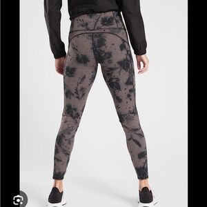 ATHLETA Rainer Reflective Tight Leggings